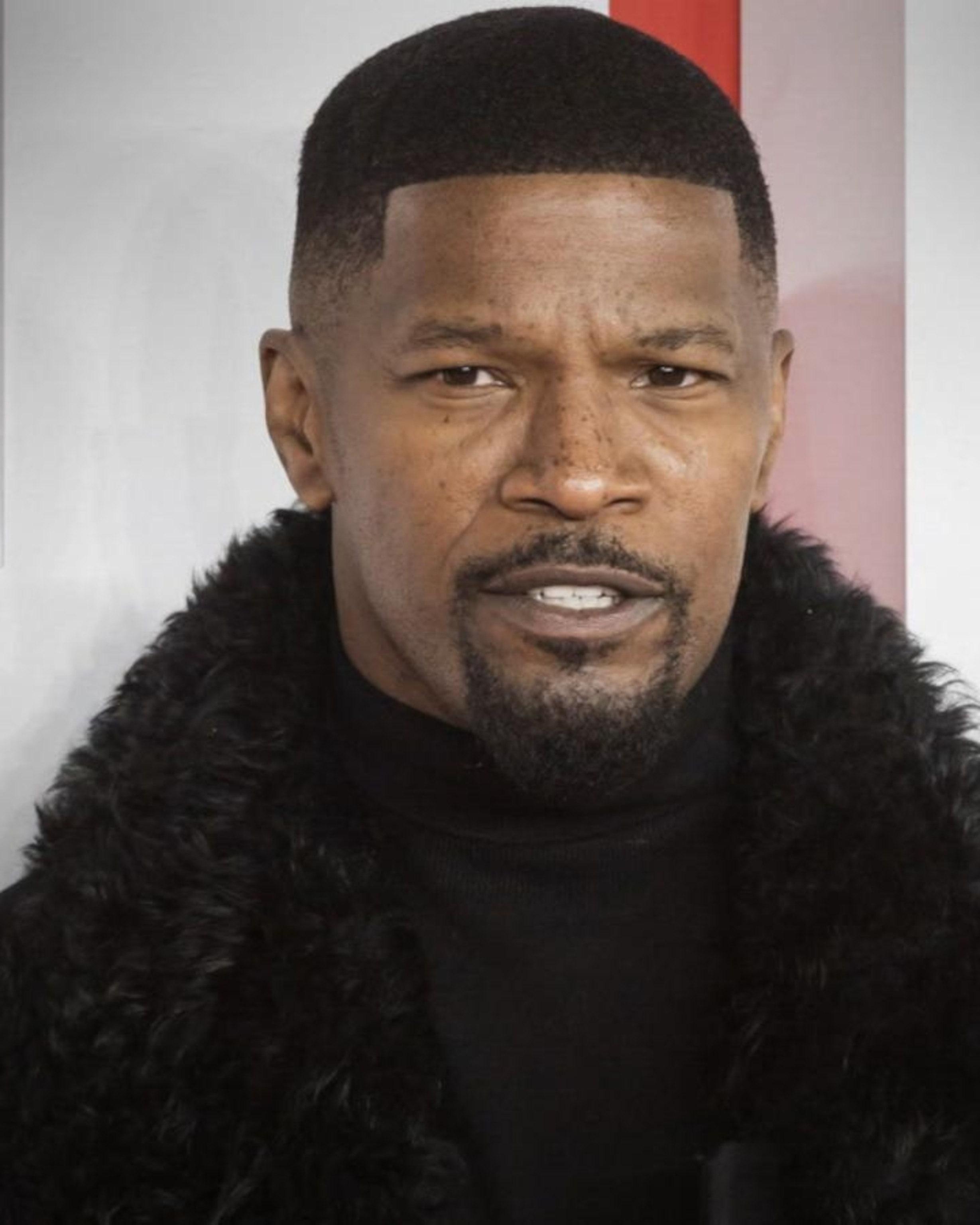 Video Jamie Foxx opens up about what led to his medical emergency