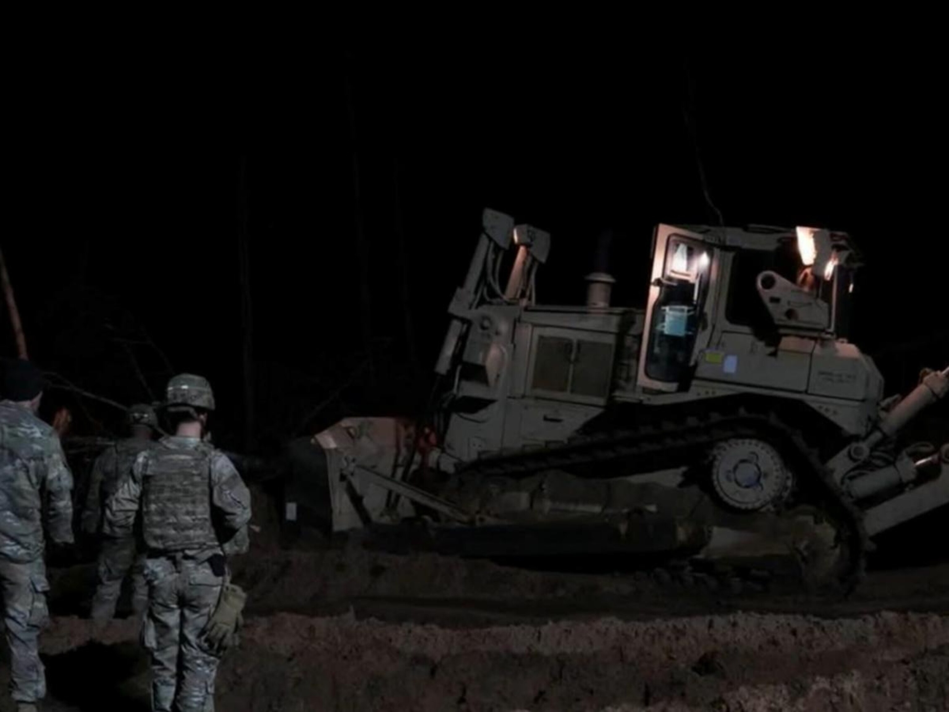 250326_wn_longman_hpMain_4x3.jpg