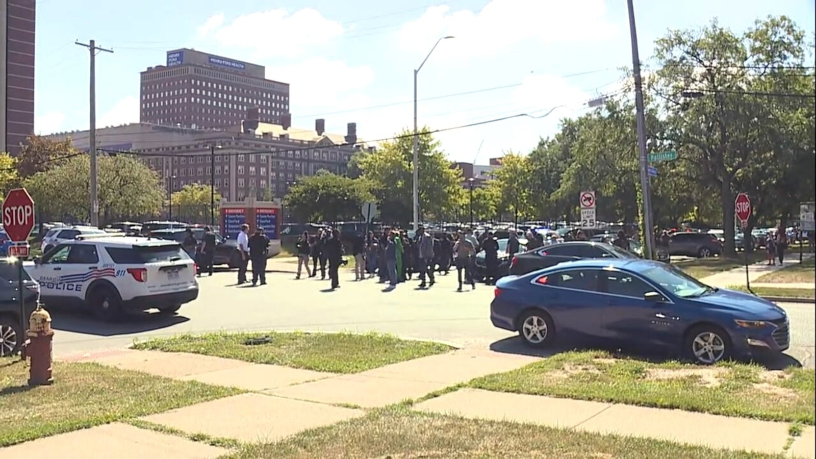Detroit Henry Ford Hospital Shooting Kills Woman Suspect Flees