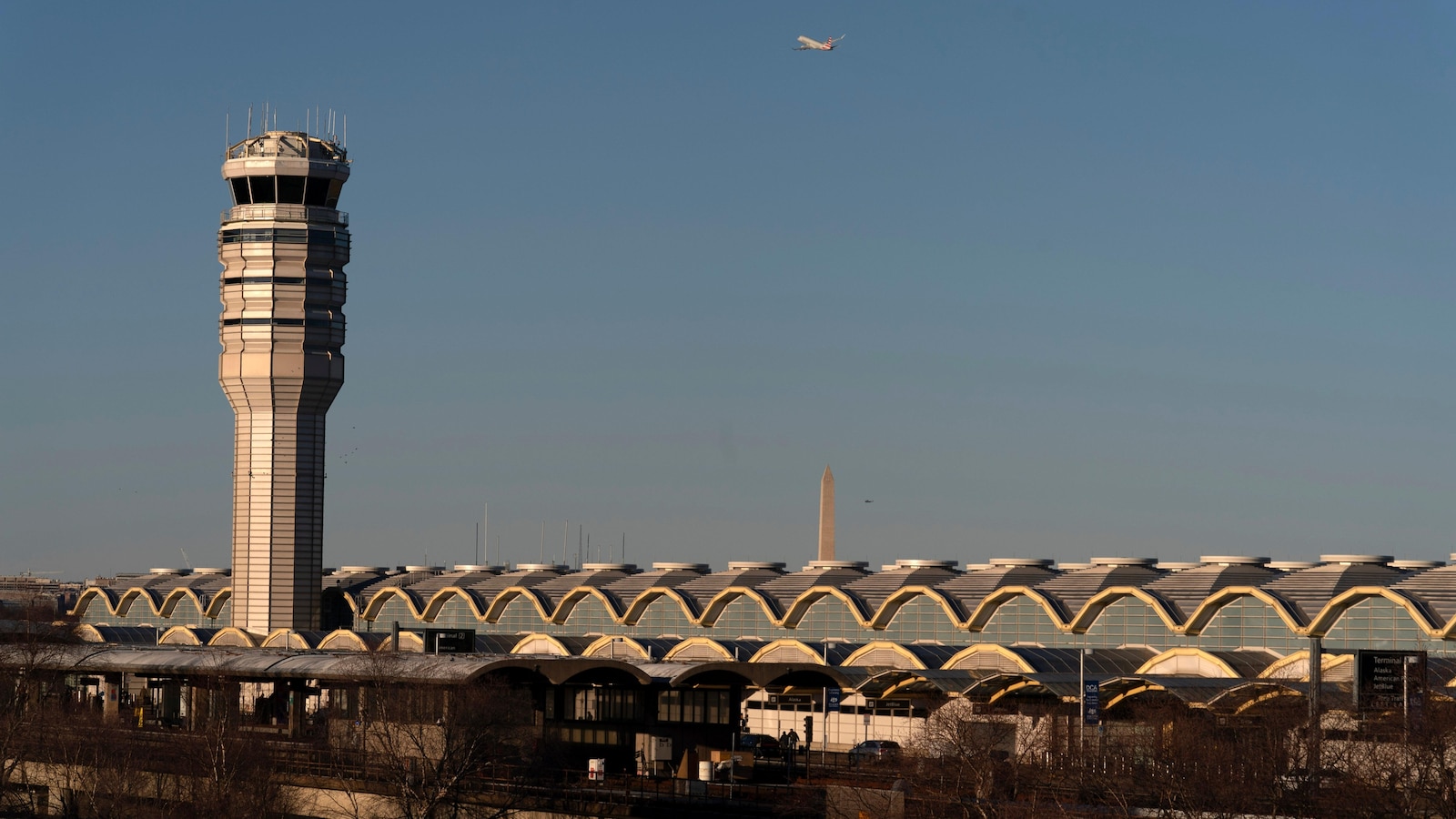 Revised House aviation safety bill wins NTSB support, but victims' families demand tougher timelines