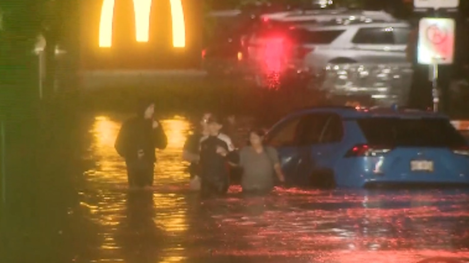 Flash flooding hits the Midwest, as dangerous heat stays put in the West