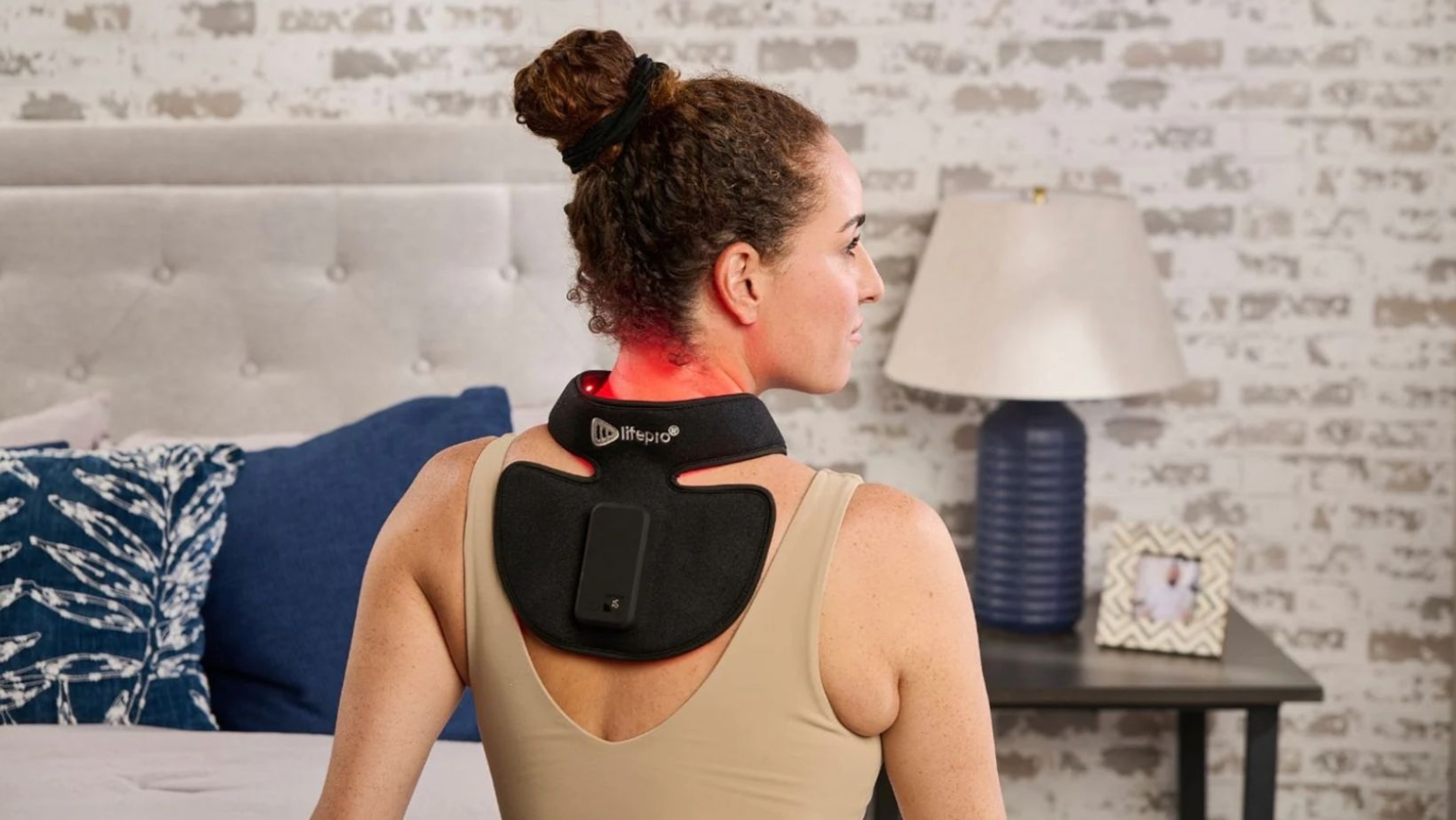Lifepro: Red Light Therapy Neck Device