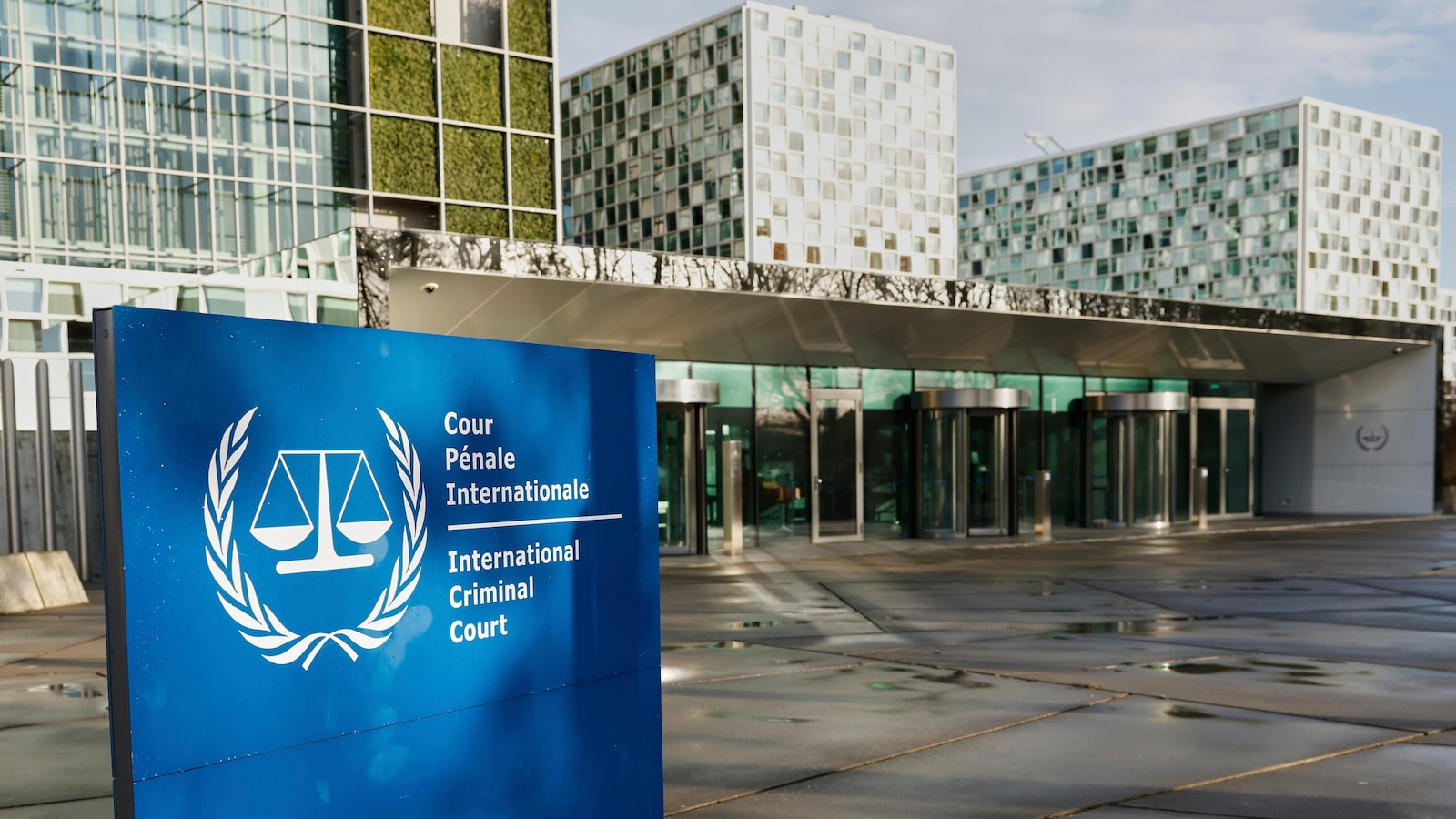 A Libyan accused of war crimes has been arrested in Germany, ICC says