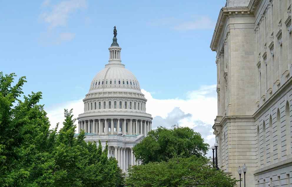 PHOTO: About Face: Veterans Against The War