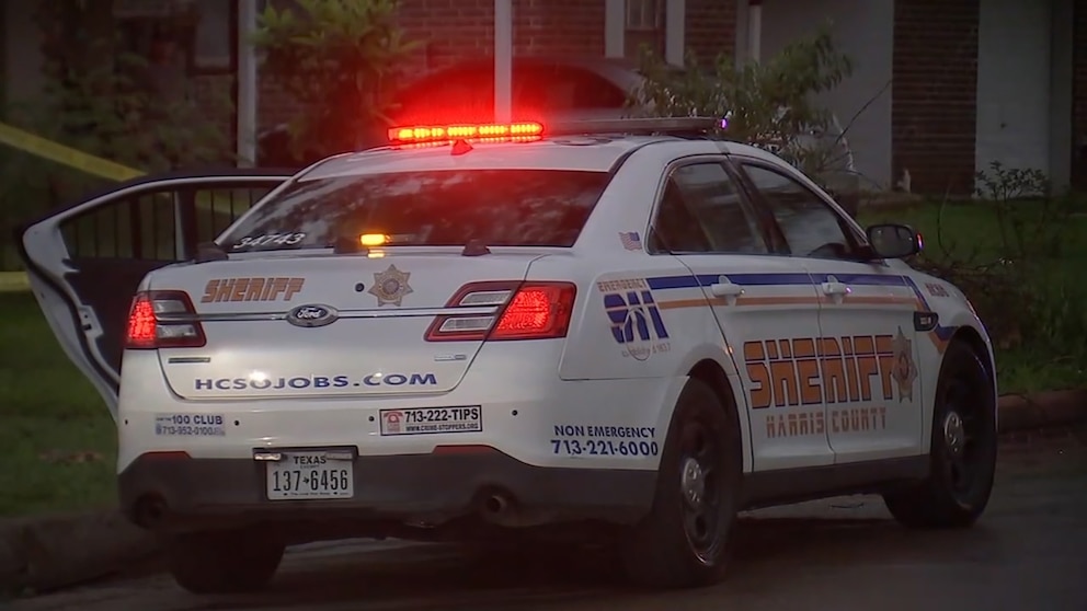 Video 1yearold boy accidentally shot by 4yearold brother in Texas