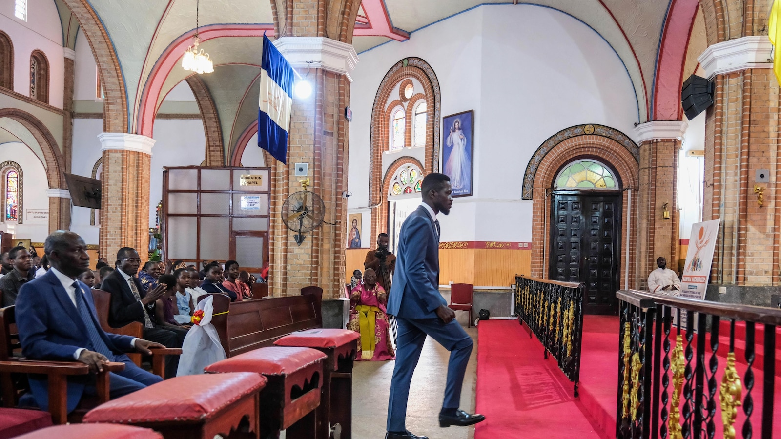 Уганда се готви за избори в атмосфера на политическо насилиеОт