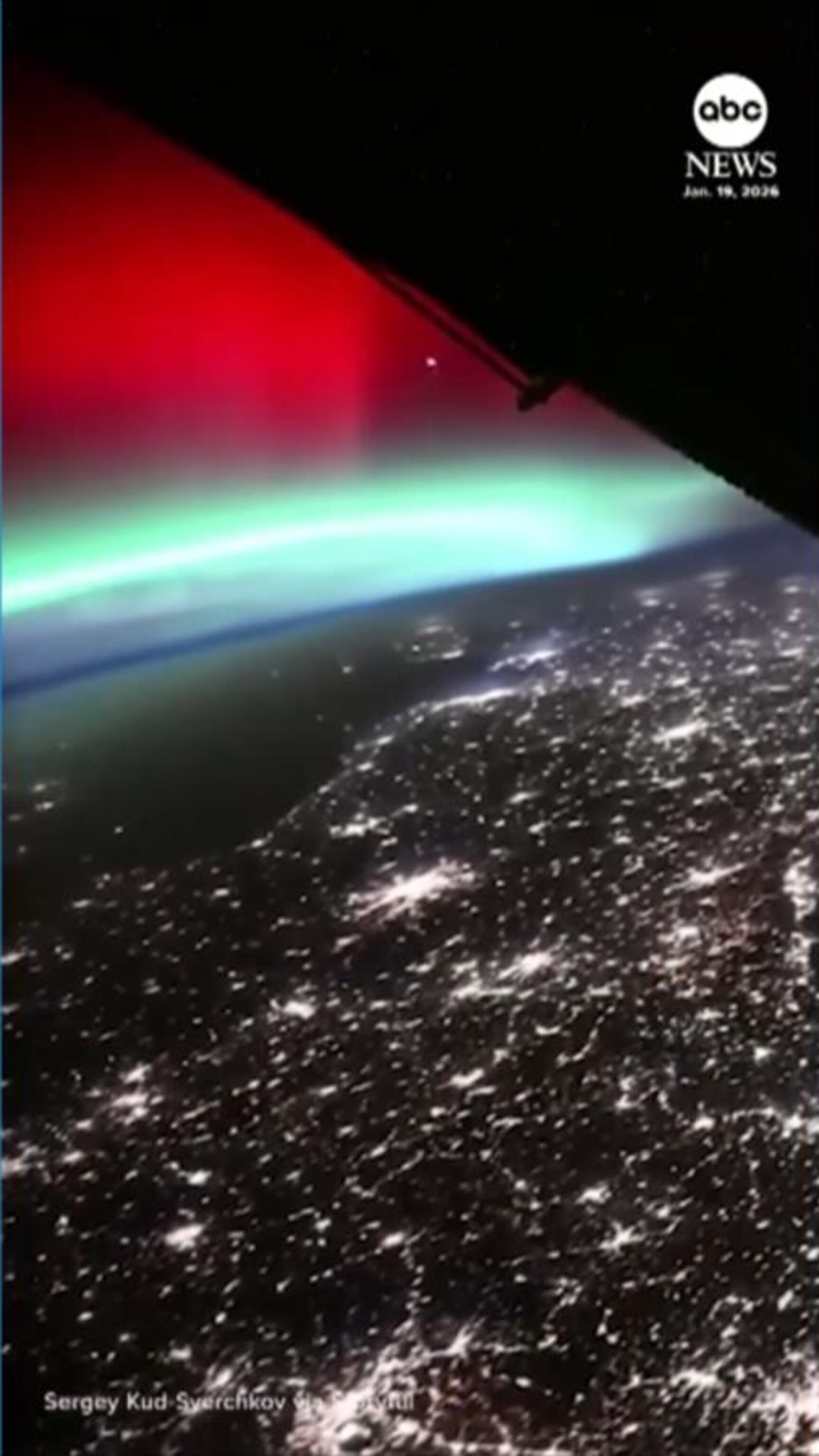 Video Stunning view of northern lights seen from International
