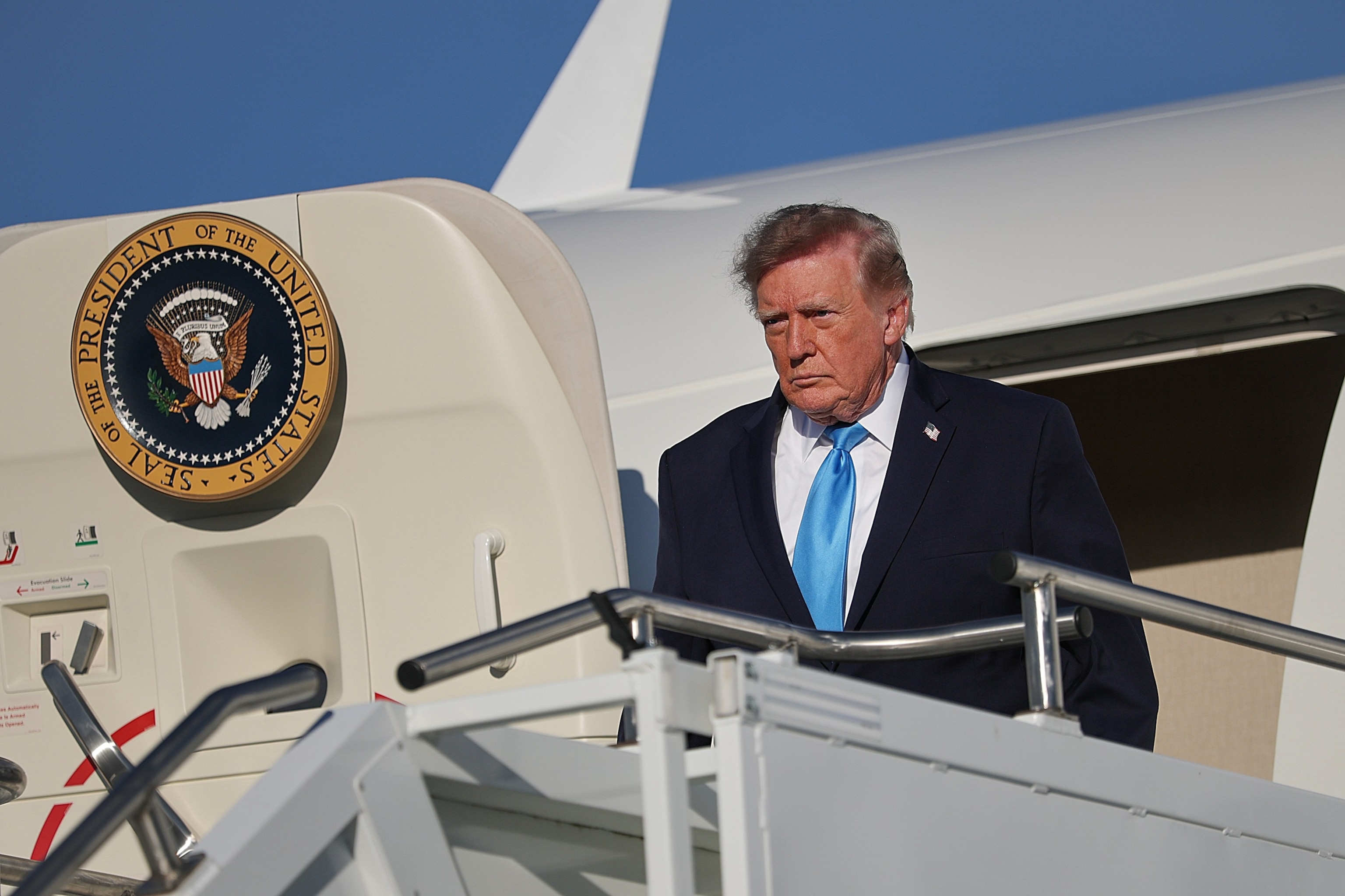 FOTO: ***BESTPIX*** Presidente Trump parte de Washington para Nebraska