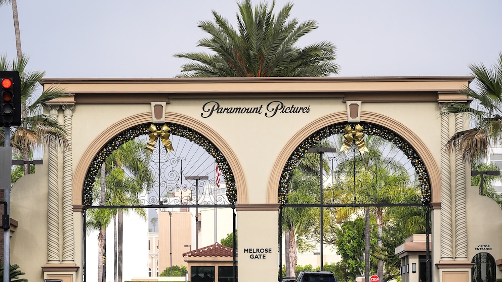 Paramount and Warner Bros. Discovery announce deal