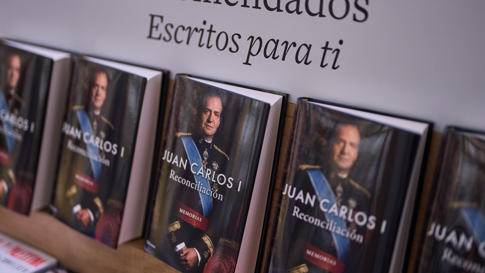 In a new memoir, Spain's disgraced former king seeks redemption. Spaniards seem unmoved