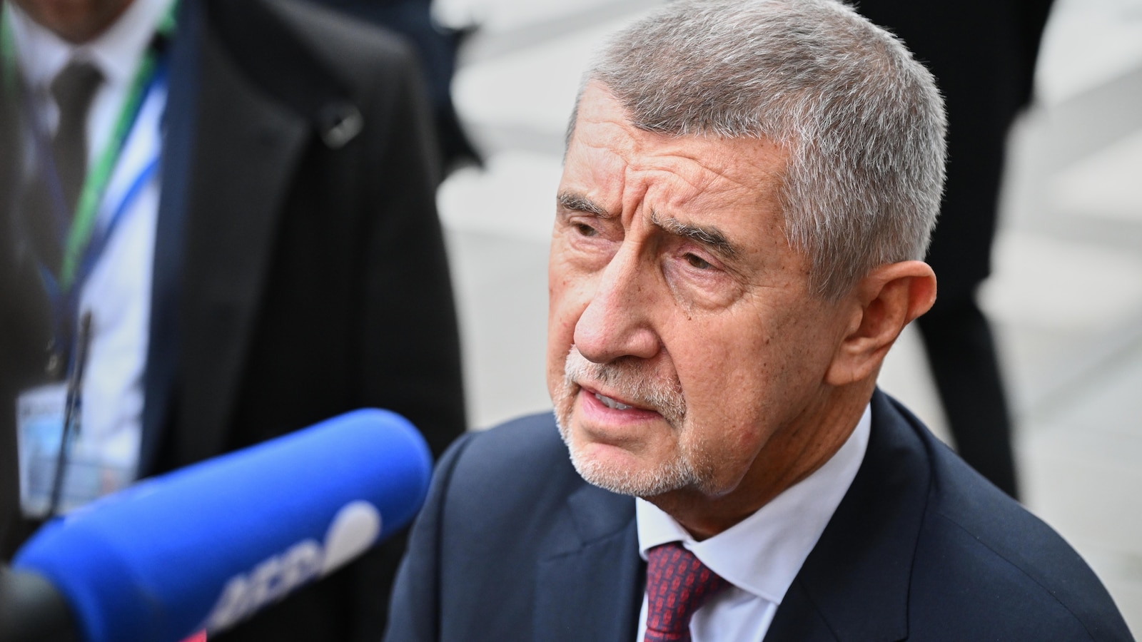 Новото правителство на Чешката република на популисткия премиер Андрей Бабиш