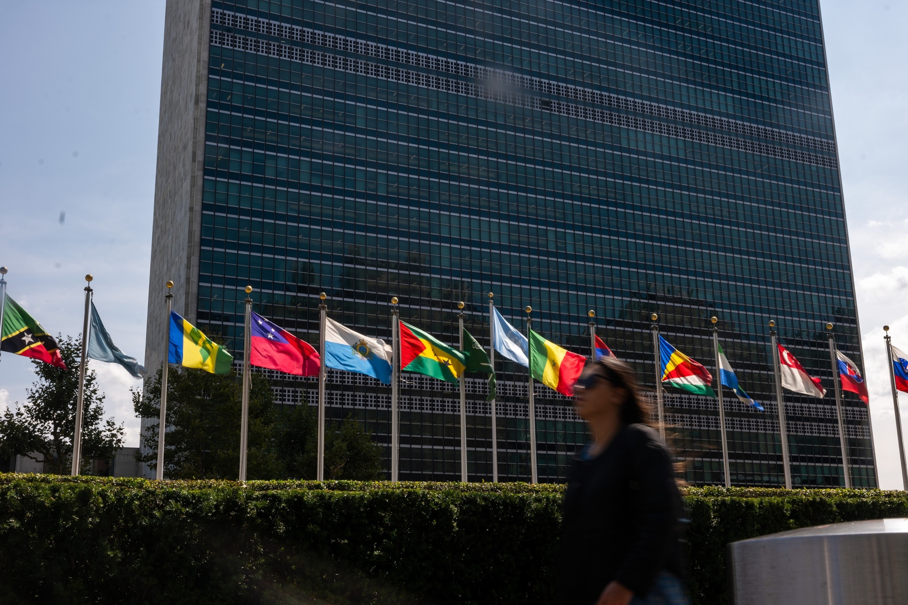Zelenskyy calls on US to impose 'strong' sanctions on Russia at UN General Assembly
