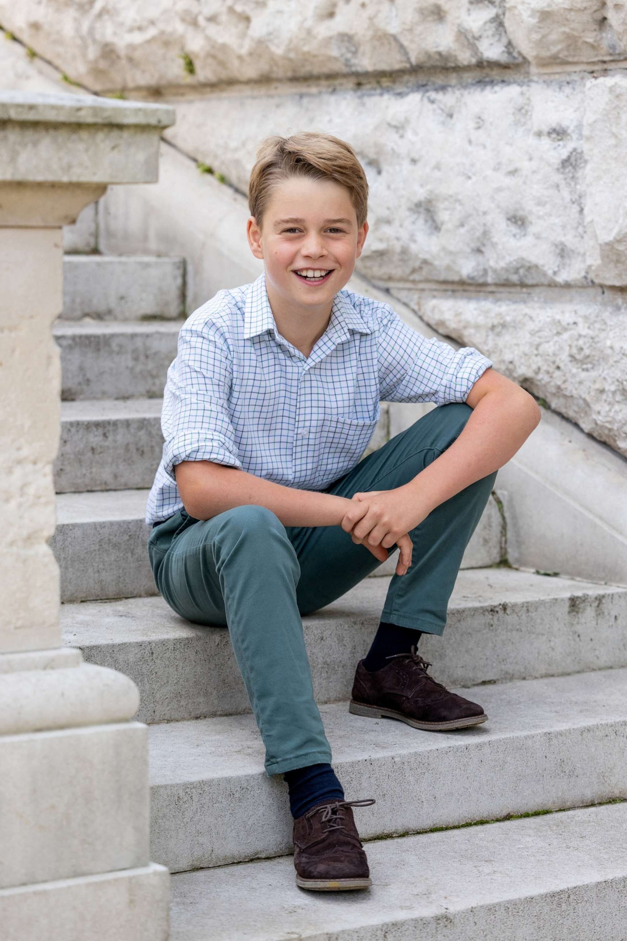 Prince George Turns See The New Photo Of The Future King Abc News