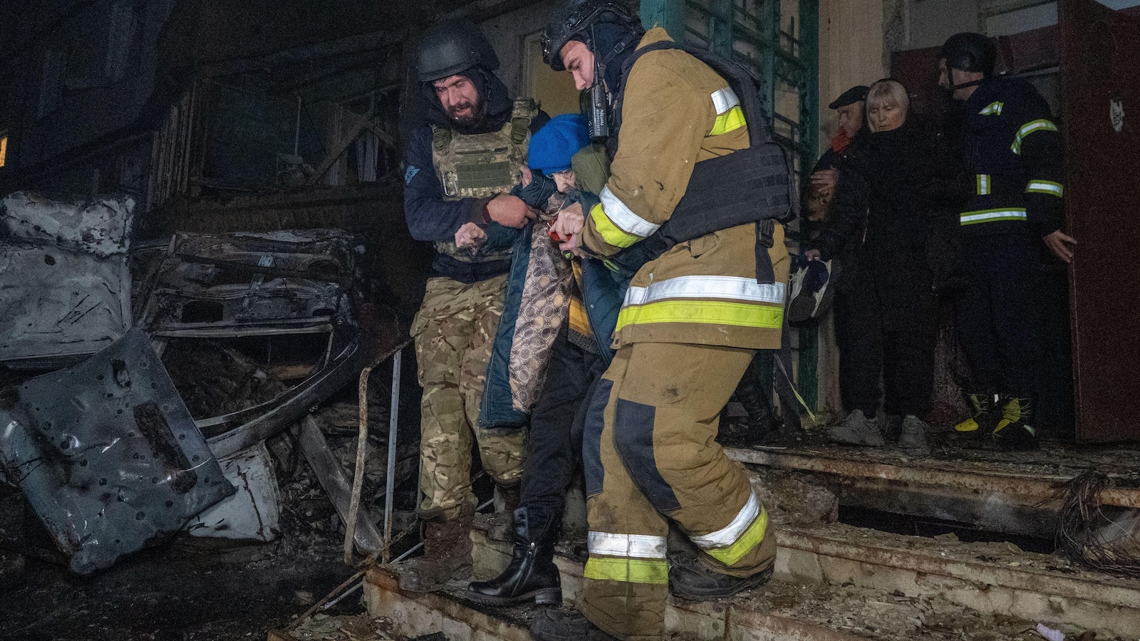 Een corruptieschandaal zet de Oekraïense Zelenskyy onder druk om meer verantwoordelijkheid te tonen