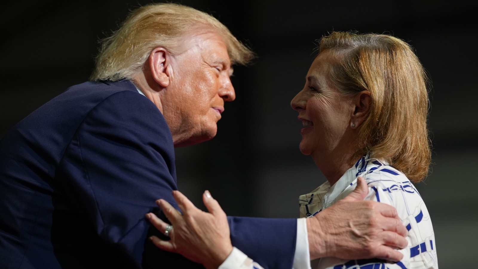 Midterm elections live updates: Trump rallies voters in South Carolin...