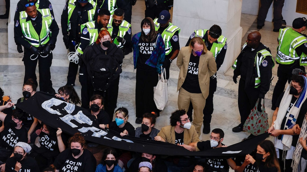 300plus arrested after gathering at Capitol complex to protest IsraelHamas war ABC News 300plus arrested after gathering at Capitol complex to protest IsraelHamas war ABC News