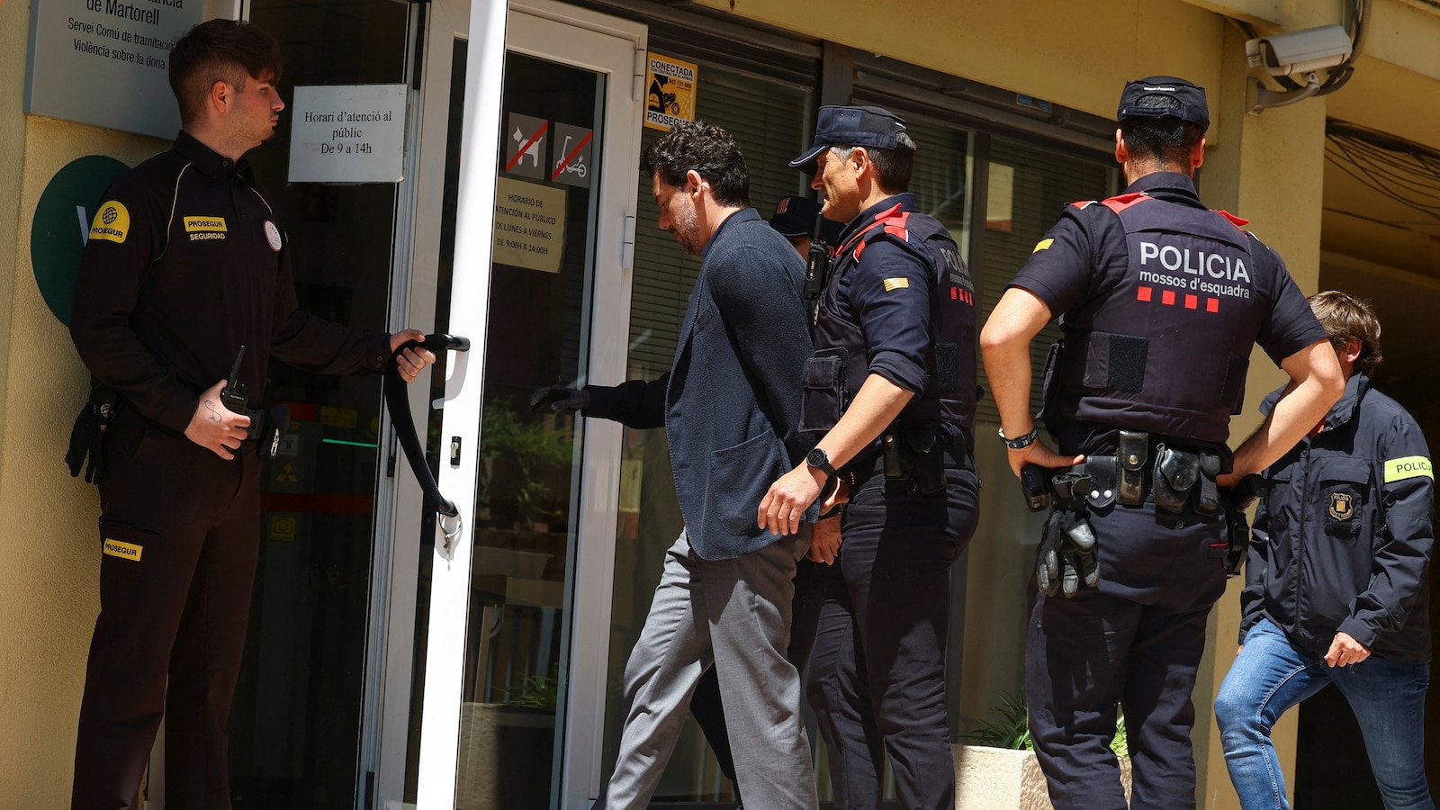 Son of Mango clothing retailer founder steps down after arrest related to father's death