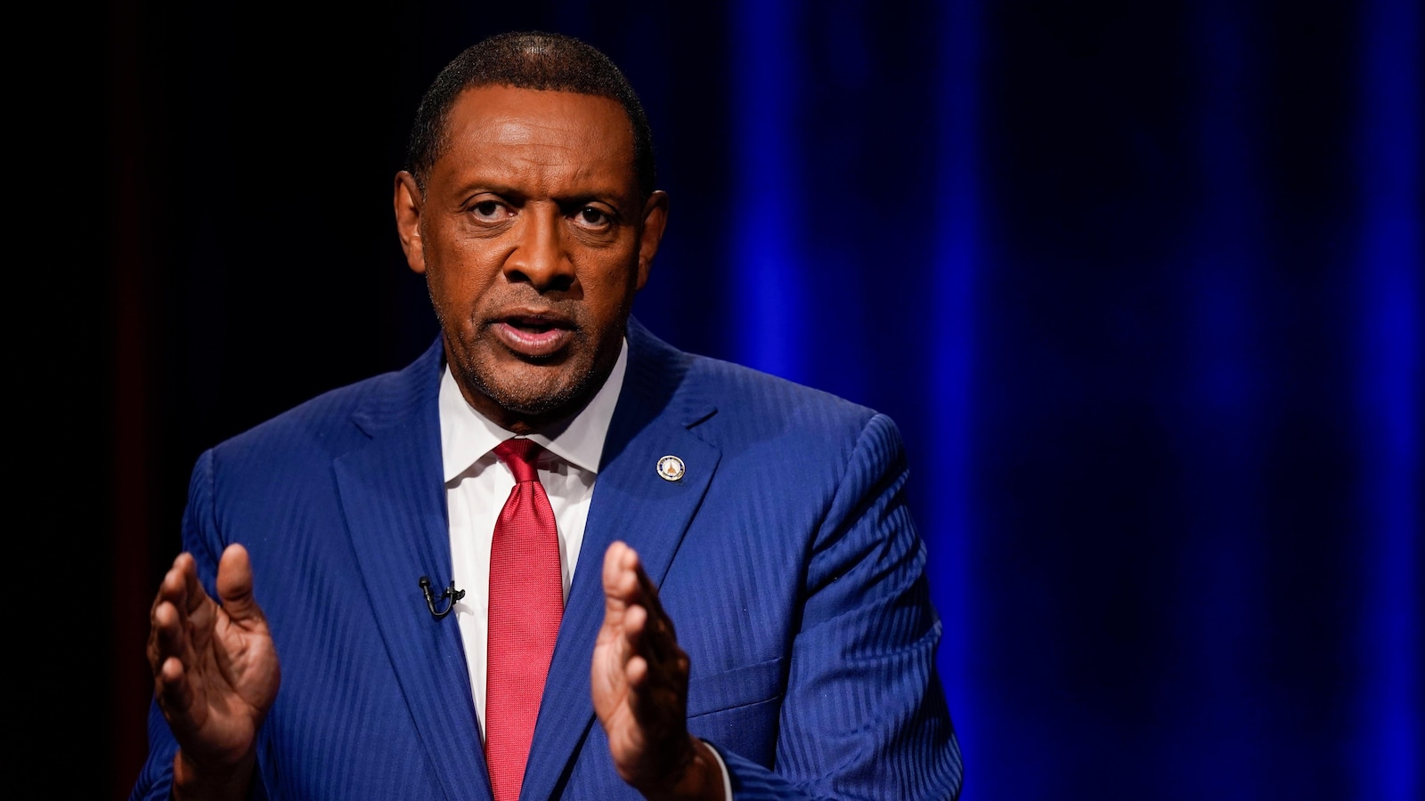 Trump ally Vernon Jones announces run for Georgia secretary of state