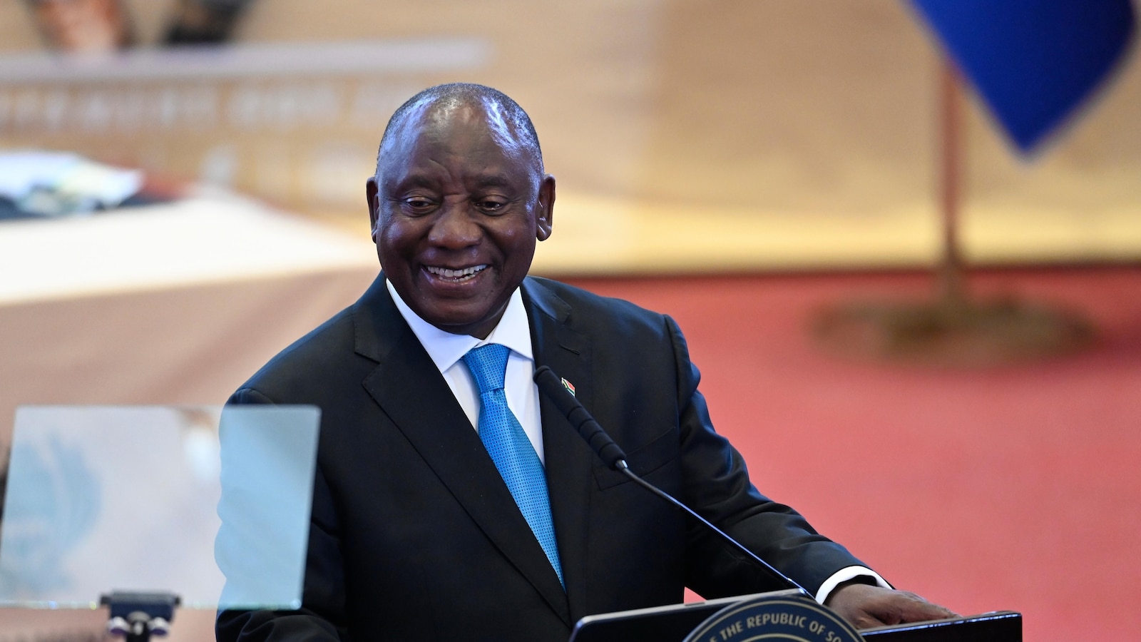 Южна Африка ще разположи войски за борба с незаконния добив и груповото насилие