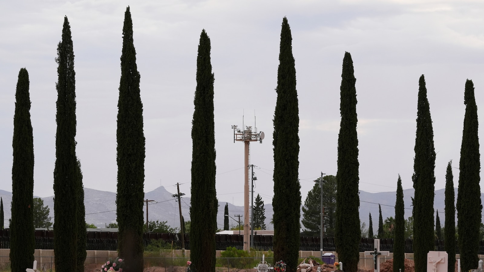 Trump administration’s $46 billion 'smart wall' races ahead on the US-Mexico border