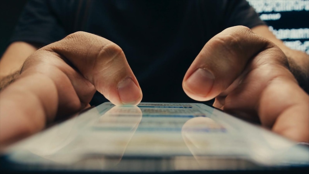 Video US to require tourist social media history