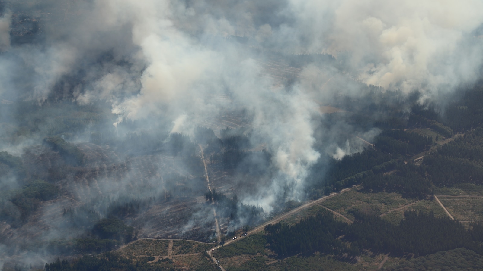France and England battle multiple wildfires as record heat grips Europe