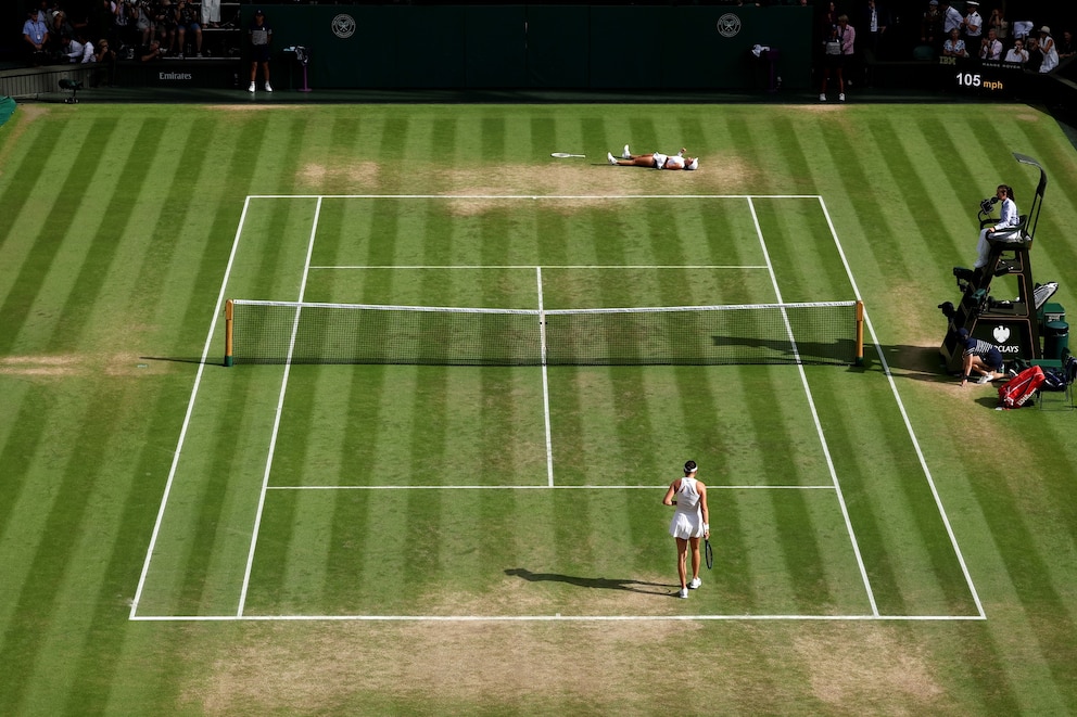 PHOTO: Iga Swiatek of Poland celebrates winning Championship point against Amanda Anisimova of United States in the Ladies' Singles Final on day thirteen of The Championships Wimbledon 2025, July 12, 2025, in London.