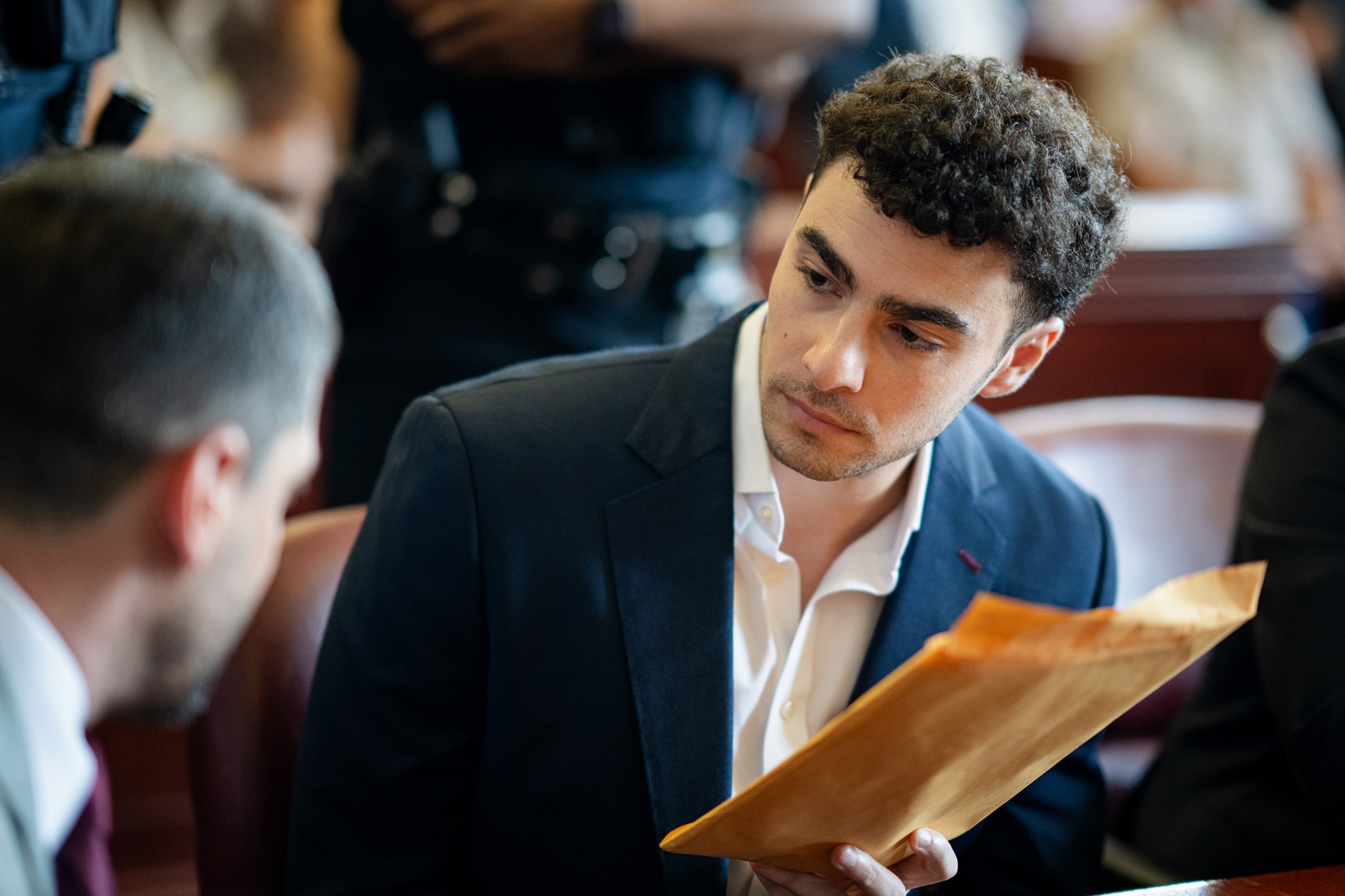 Luigi Mangione's attorneys plan to present 'affirmative psychiatric defense'