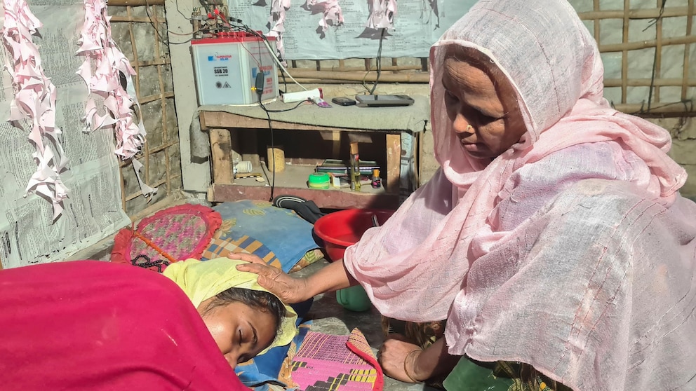 At least 250 people missing, including Rohingya and Bangladeshis, after boat sinks in Andaman Sea