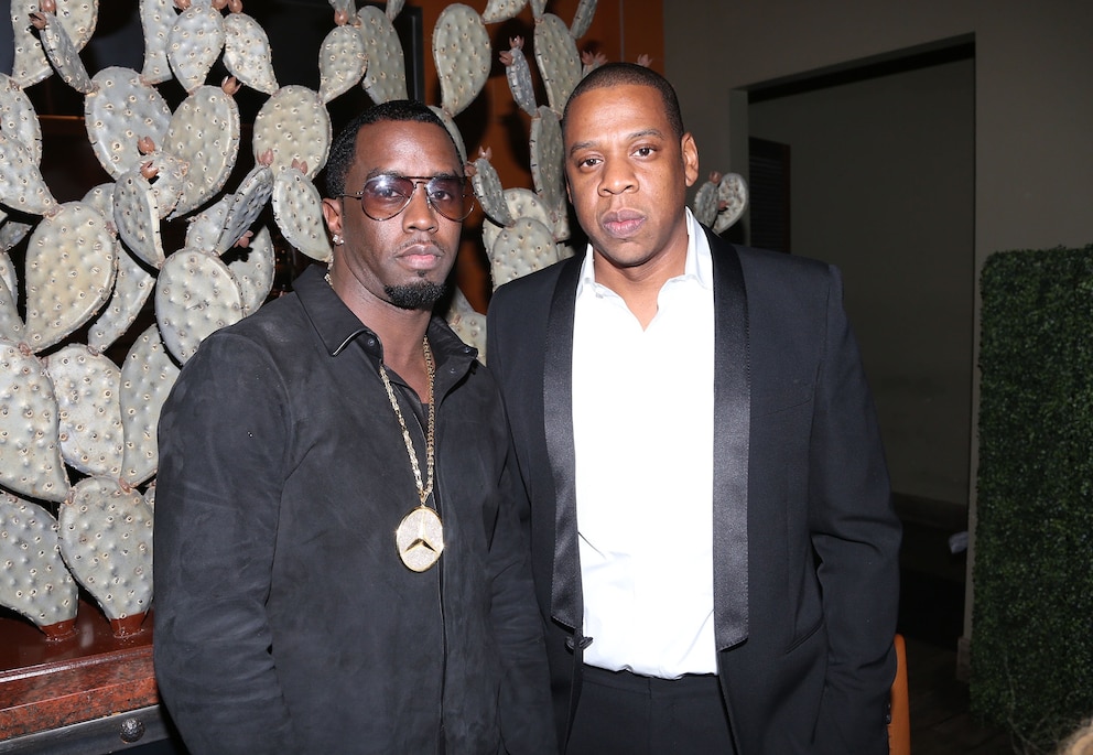 PHOTO: Sprite Presents Shawn "Jay Z" Carter And Lebron James Two Kings Dinner