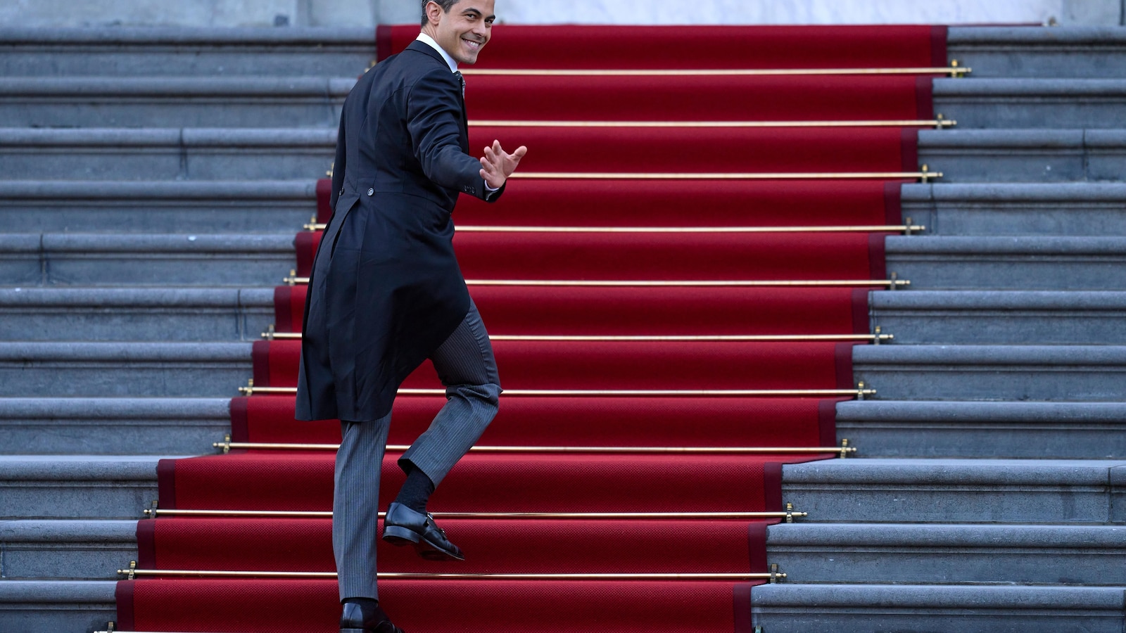 New coalition government takes office in the Netherlands led by youngest-ever premier Rob Jetten