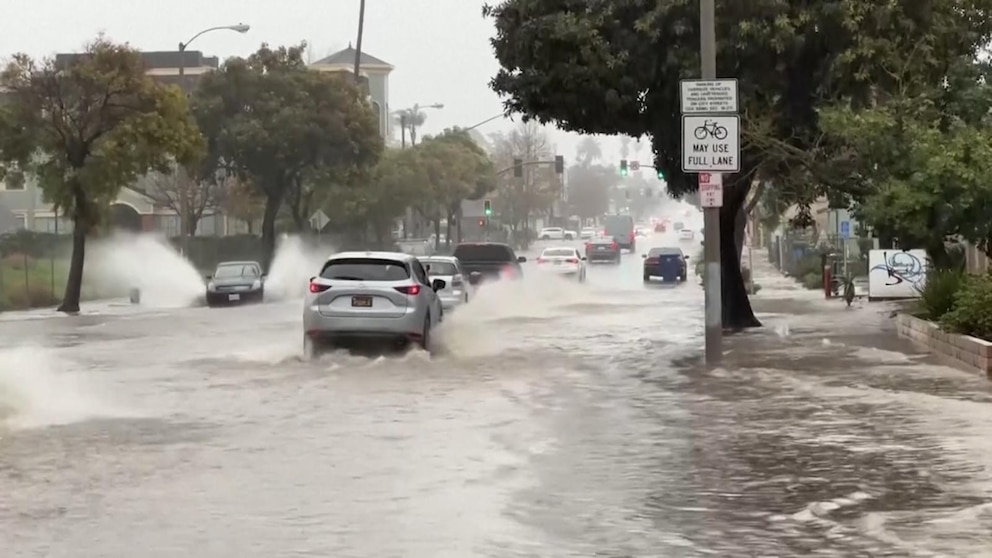 Video Storms slam West Coast - ABC News