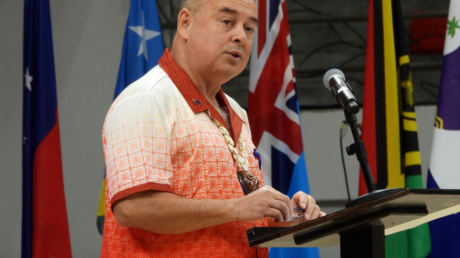 New Zealand and Cook Islands sign a defense pact, easing tensions over a China deal