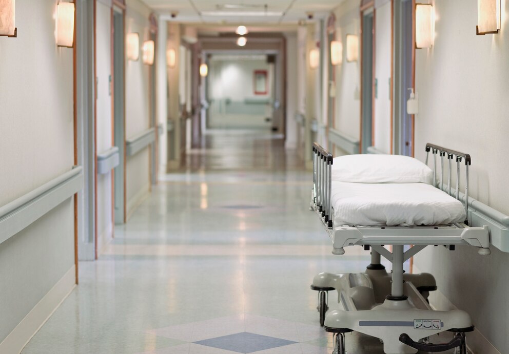 PHOTO: A hospital hallway in an undated stock photo.