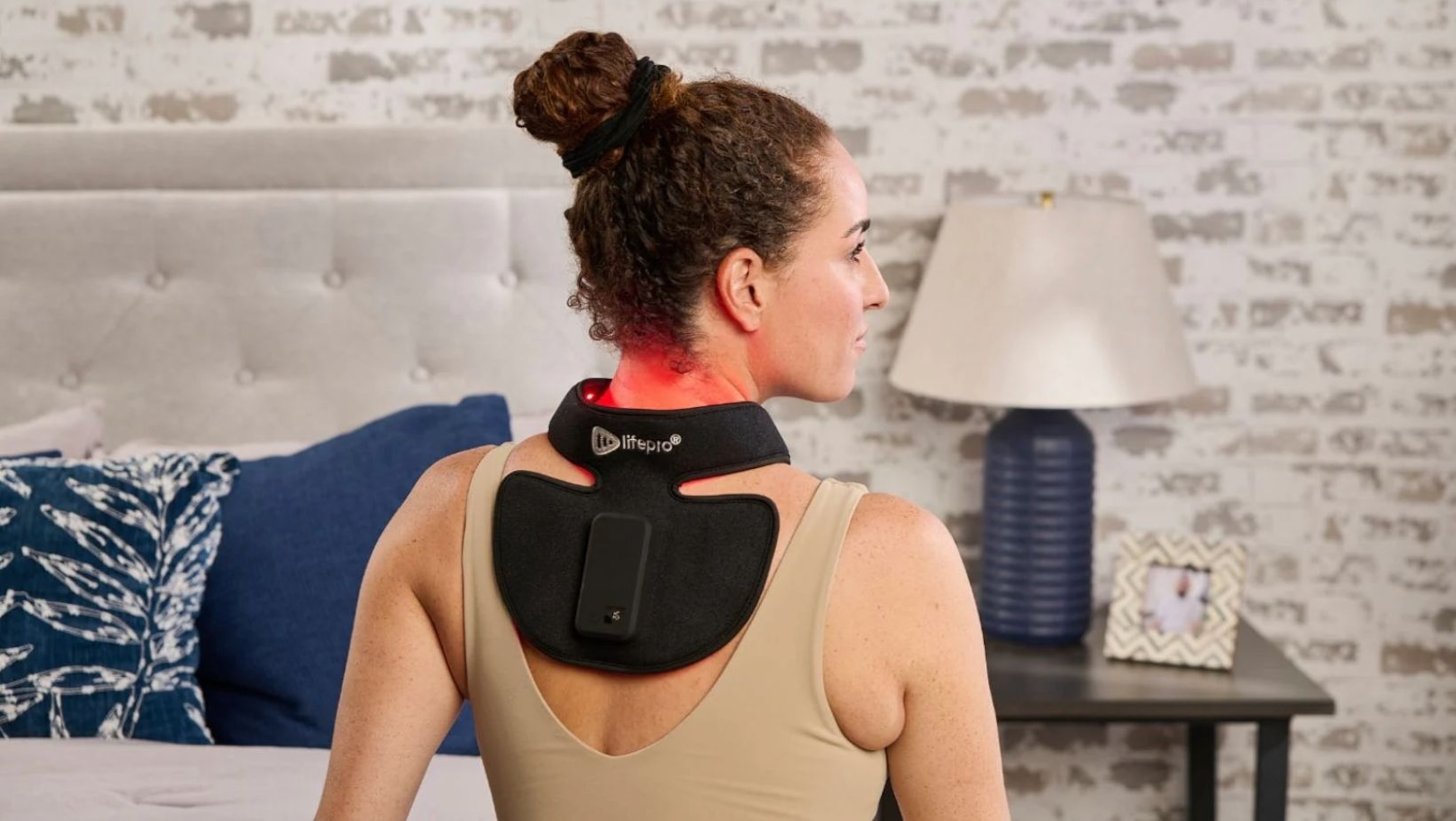 Lifepro: Red Light Therapy Neck Device