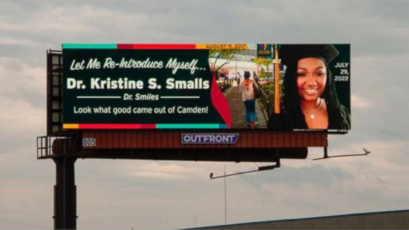 Proud mom rents billboard to celebrate doctor daughter - ABC News