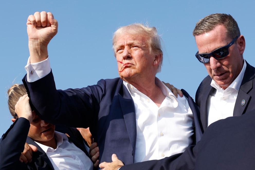PHOTO: Donald Trump Injured During Shooting At Campaign Rally In Butler, PA