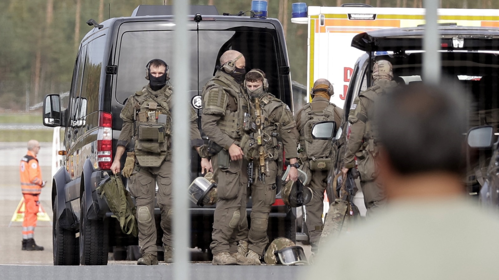 Германия затвори за кратко летище Нюрнберг, качи самолети, за да ескортират полета от Корфу