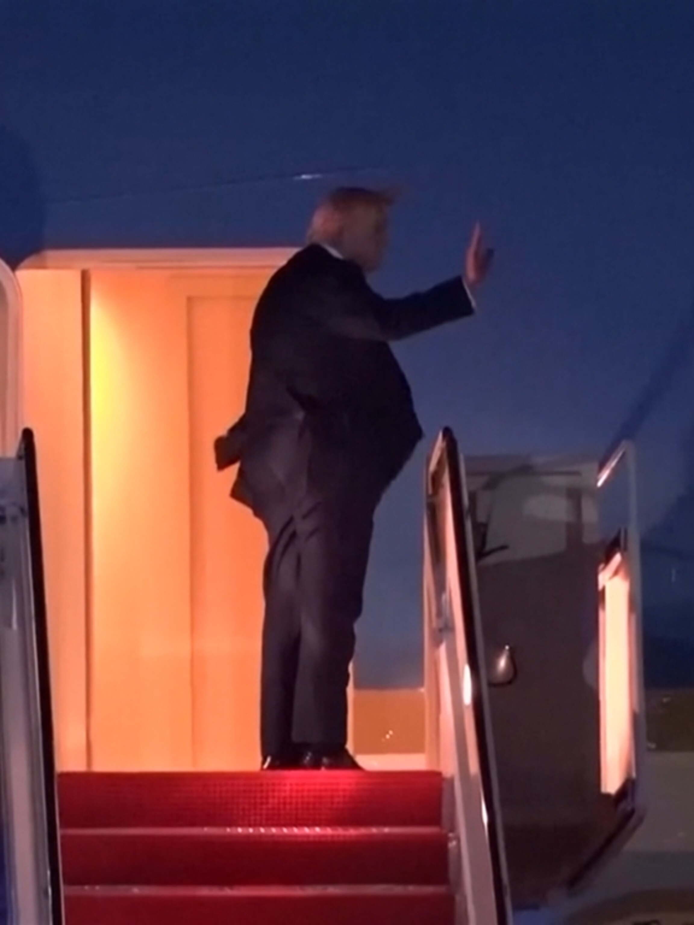 Video Trump departs for G7 summit - ABC News