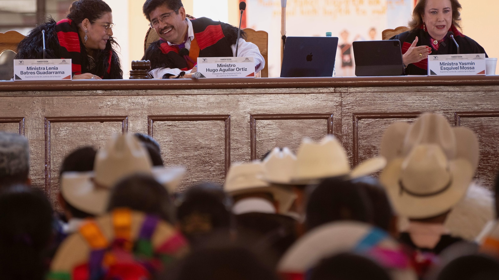 عقدت المحكمة العليا في المكسيك جلستها الأولى في تشياباس، خارج مكسيكو سيتي
