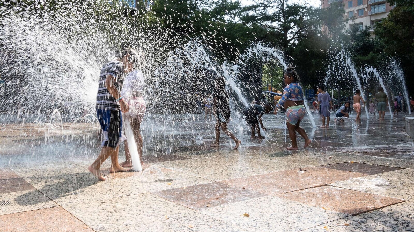 More than 40 million Americans under heat alerts as high temperatures ...