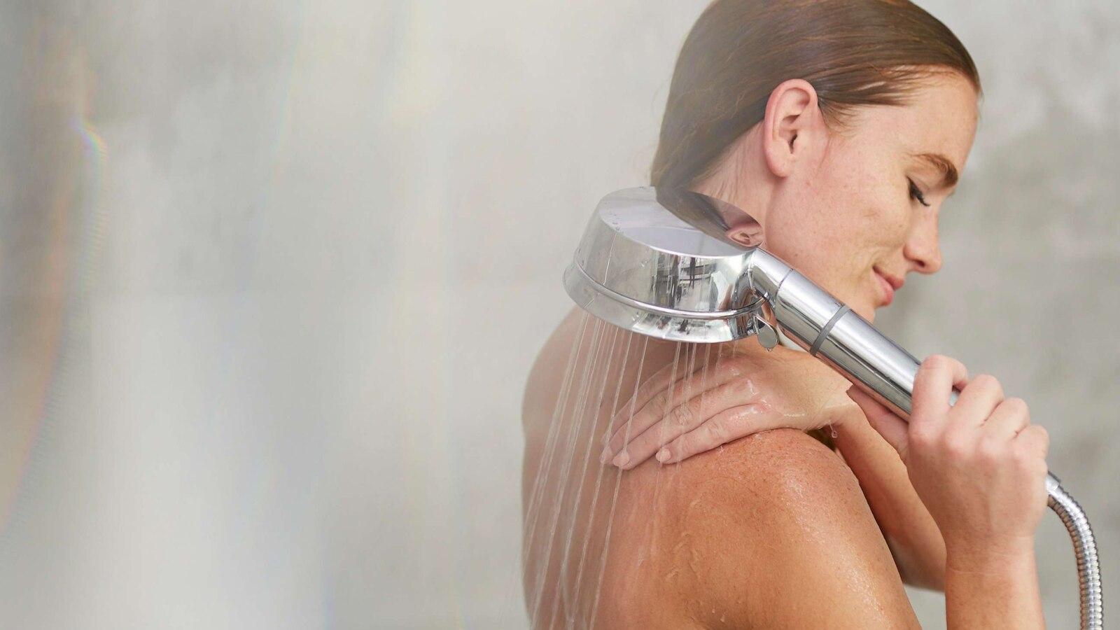 Source Hand-Held Mineral Water Filter from T3.