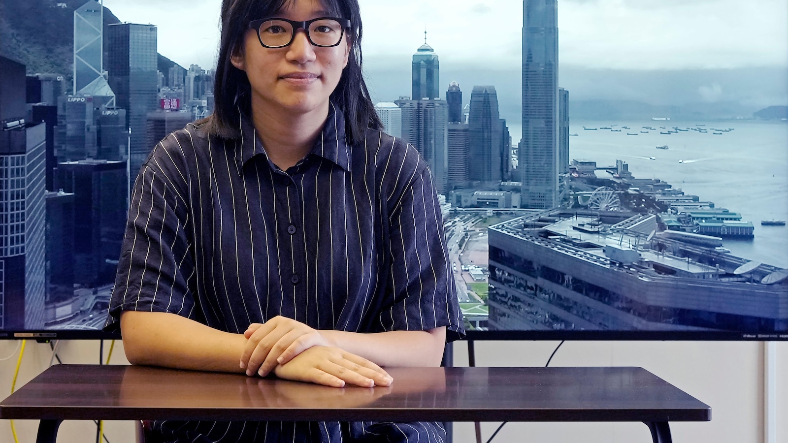 وقالت منظمة الوقفة الاحتجاجية في هونغ كونغ إنها تريد الديمقراطية، وليس إنهاء حكم الحزب