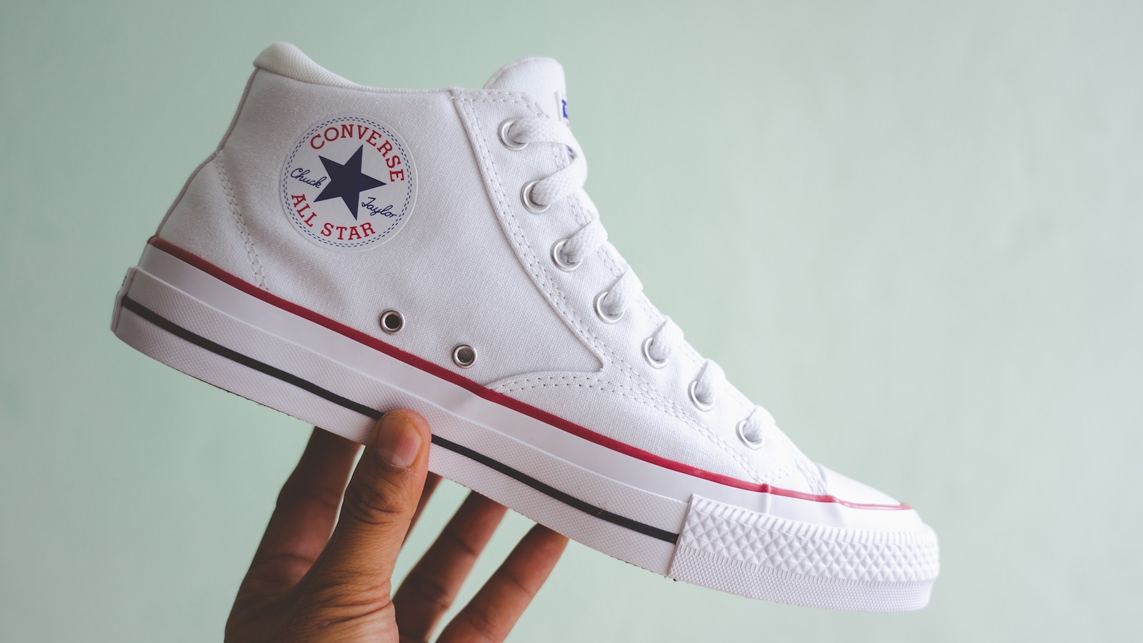 Converse pulls controversial ad,
