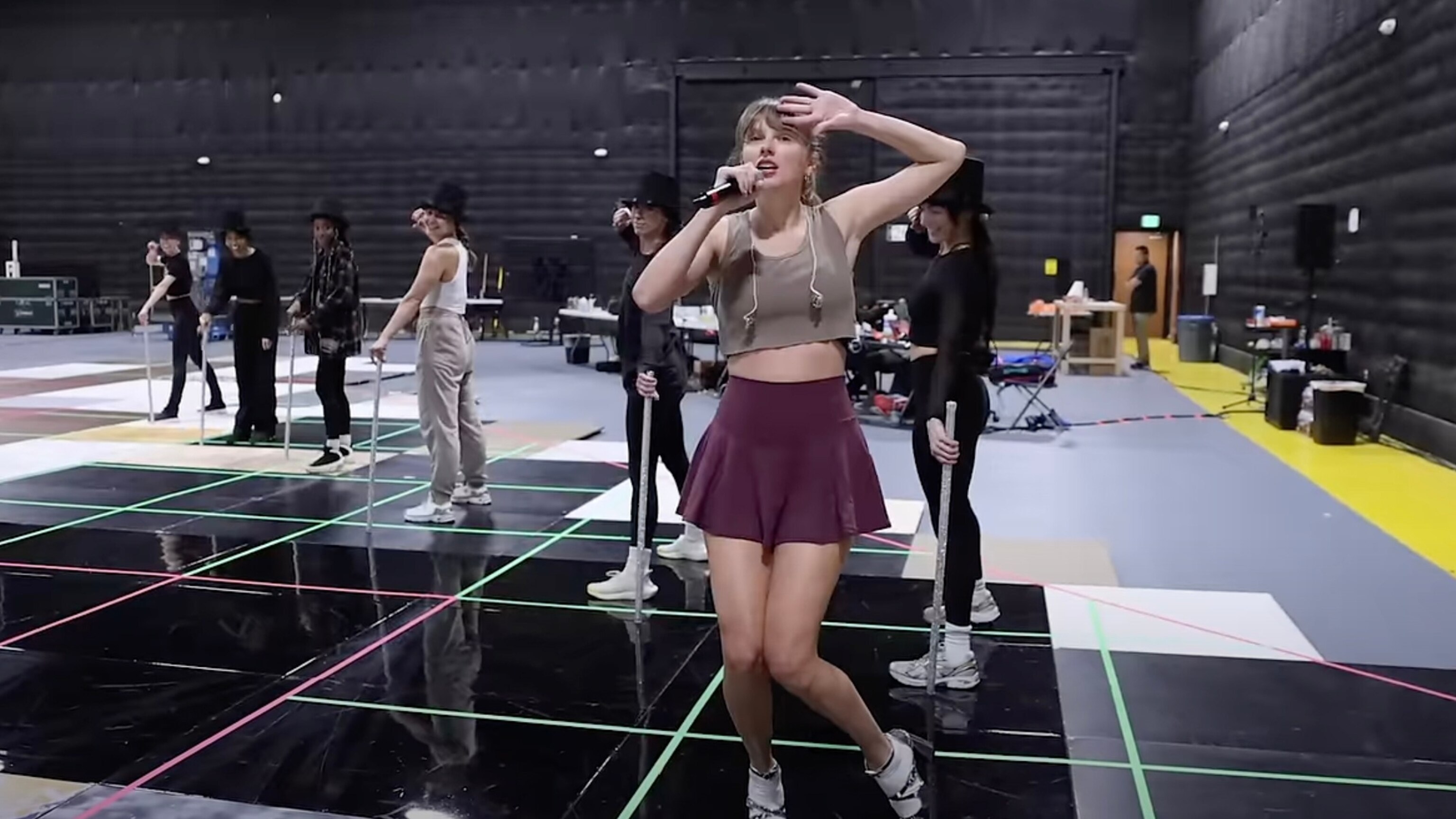 Taylor Swift releases 'I Can Do It With a Broken Heart' music