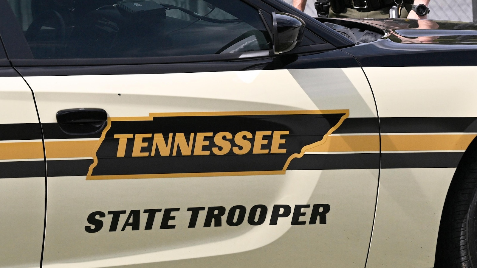 Police officer in critical condition after crash while supporting Vance's motorcade