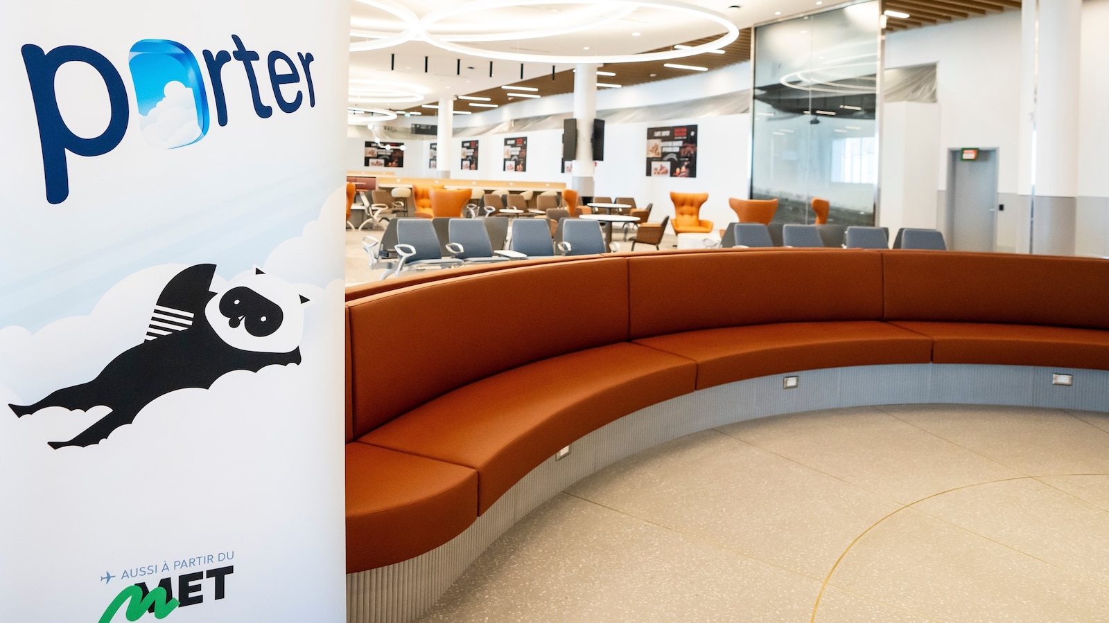Полетът на Porter Airlines в Канада е отменен, след като дете отказа да седне