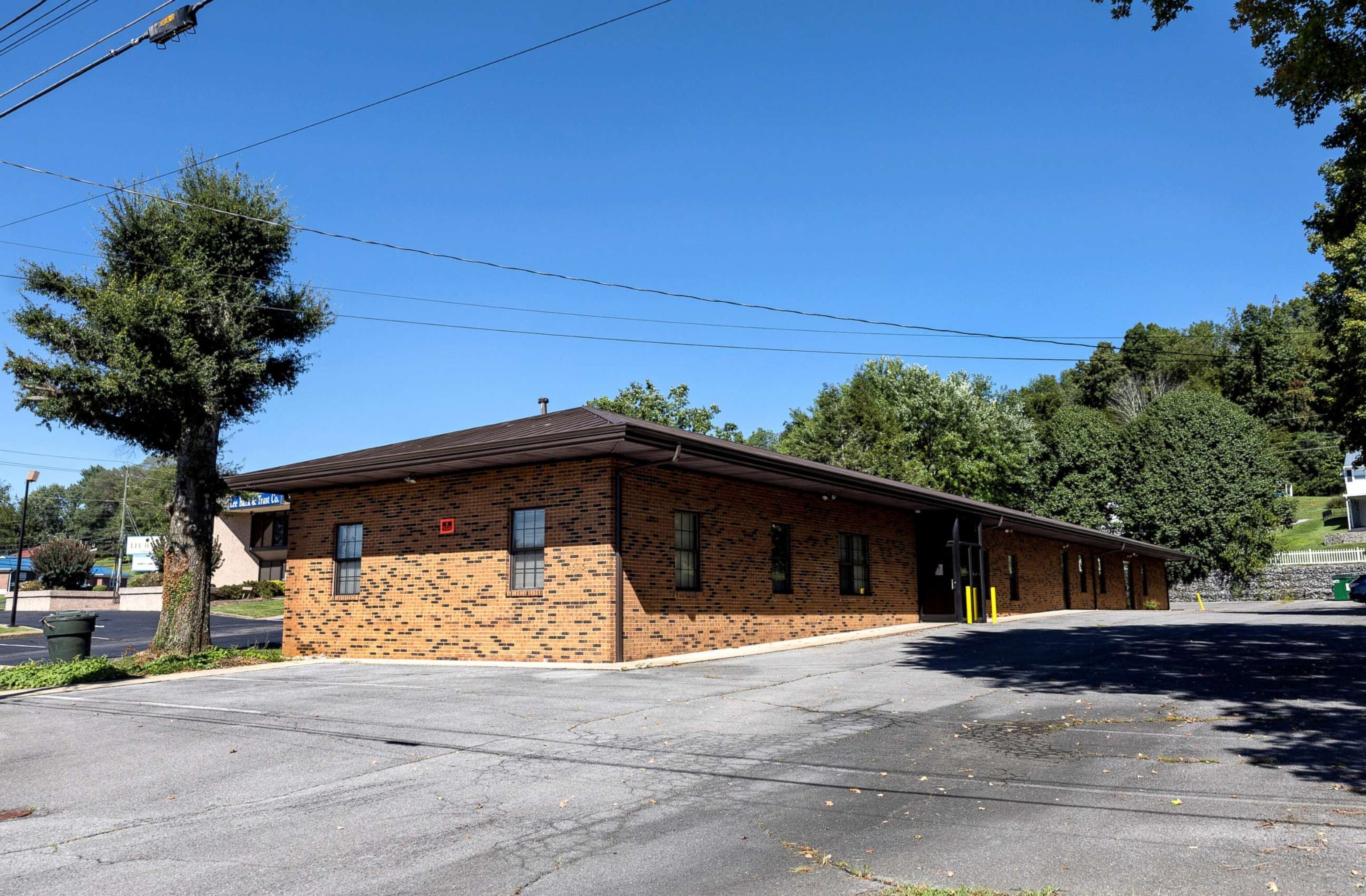 PHOTO: Bristol Women's Health, the new abortion clinic in Bristol, VA., is seen on Sept. 1, 2022. When the U.S. Supreme Court overturned Roe v. Wade, the clinic moved a mile up the road from Bristol, Tenn. to Bristol, Va., where abortion remained legal.