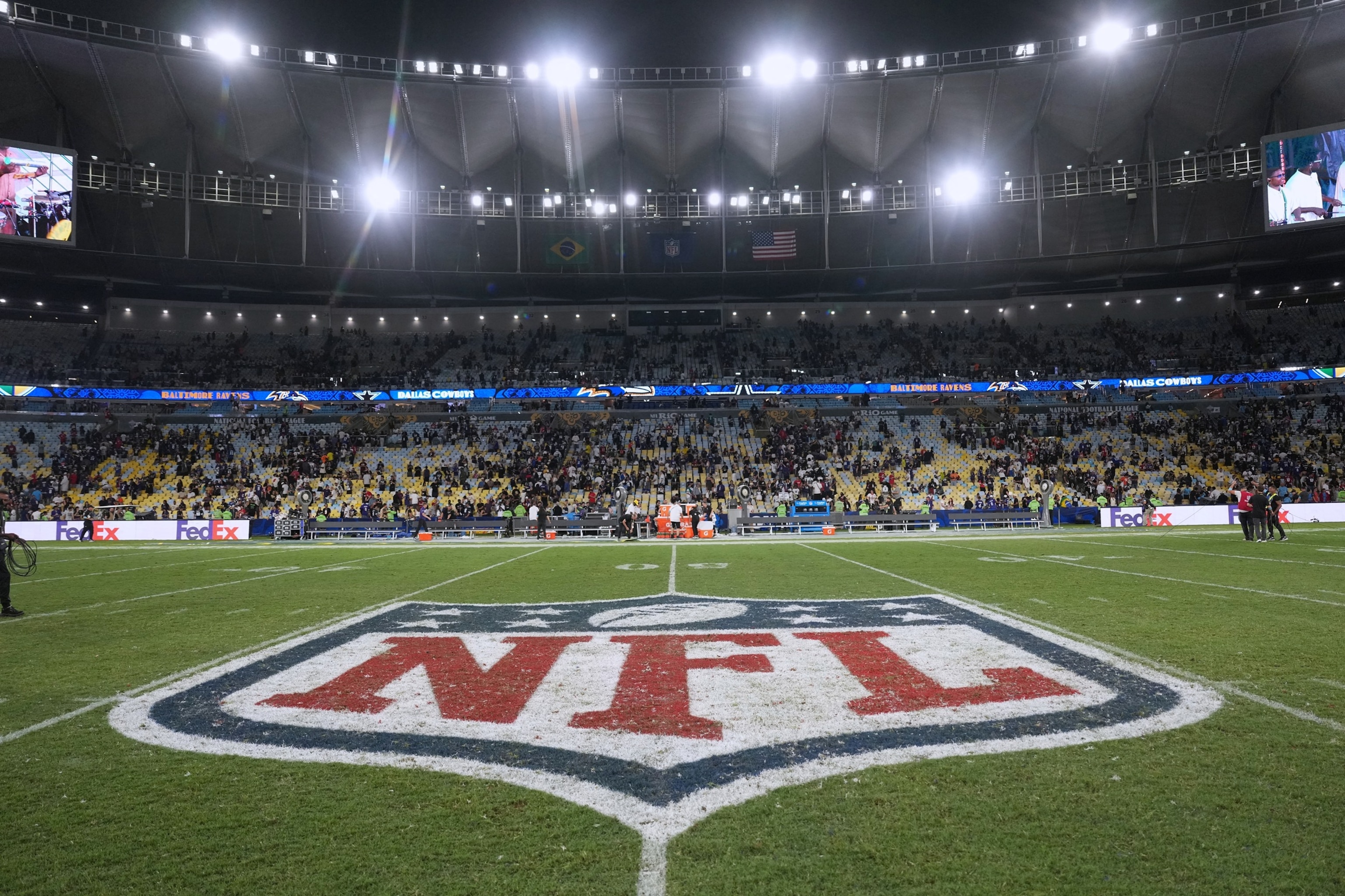 PHOTO: NFL: Baltimore Ravens at Dallas Cowboys